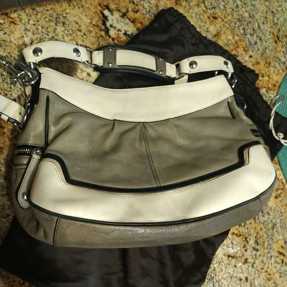 RARE COACH LIMITED EDITION MADISON SPECTATOR CREAM/TAUPE HOBO with Cover - Picture 3 of 12